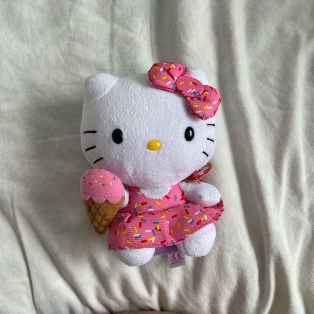 hello kitty ice cream plush - Picture 1 of 2